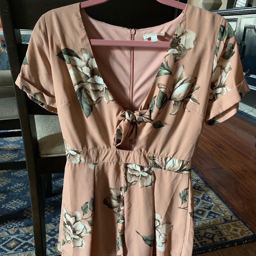 Unworn Gianni Bini Floral Romper